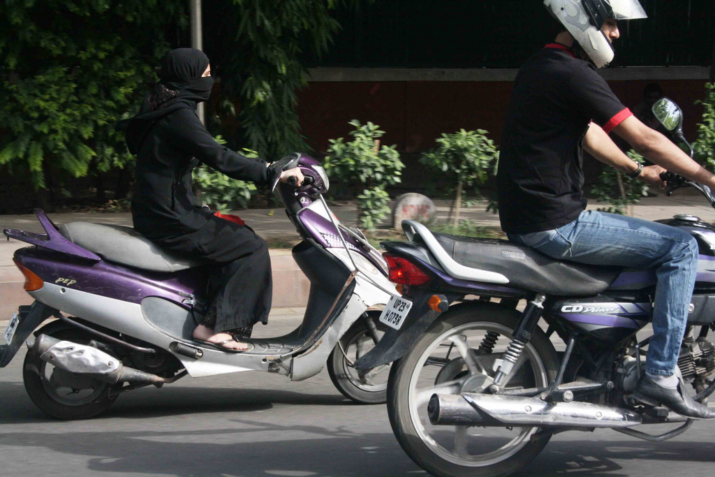 City Moment – Veiled Biker, India Gate Circle