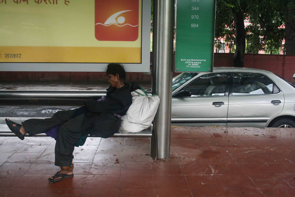 Mission Delhi – The Silent Woman, Mausam Bhawan Bus Shelter