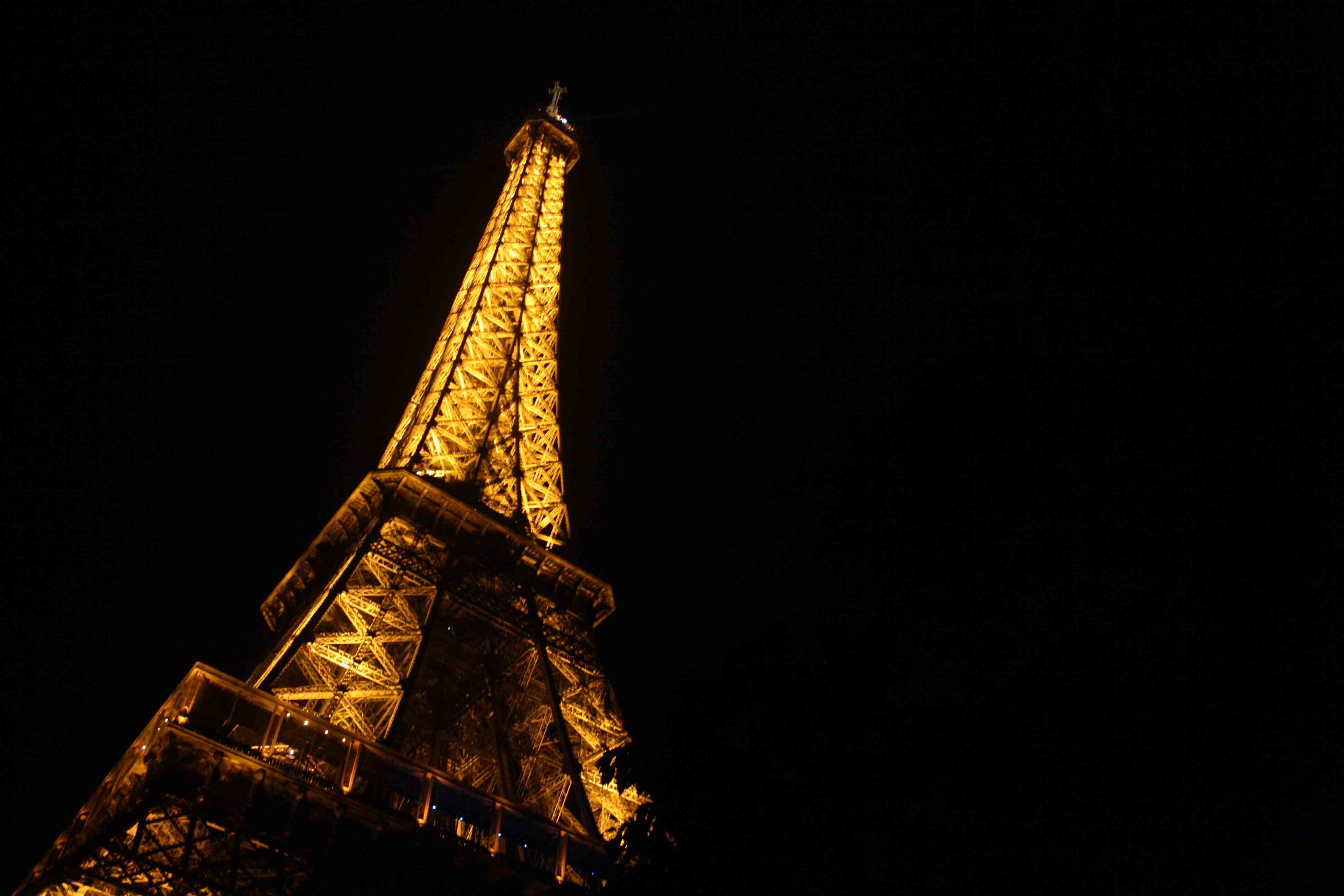City Travel – Paris Potty, Eiffel Tower