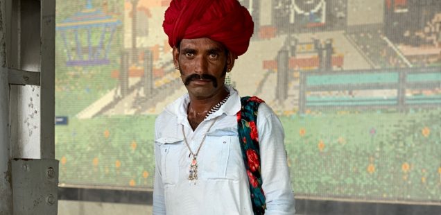 City Style - The Shepherd Sartorialist, Gurgaon Railway Station