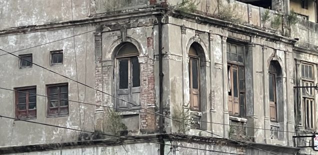 City Hangout - Old Windows, Daryaganj