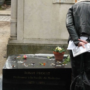 Delhi Proustian – Marcel Proust’s Tomb, Père Lachaise