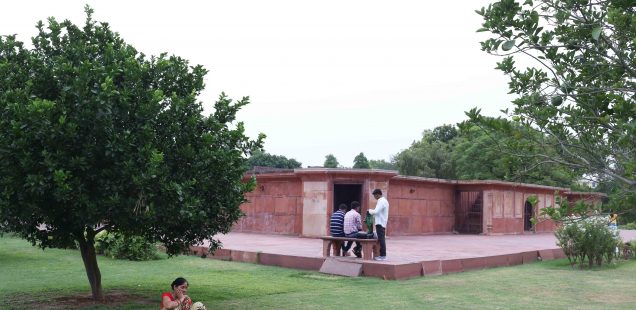 City Monument - Najaf Khan’s Tomb, Near Lodhi Road Railway Station