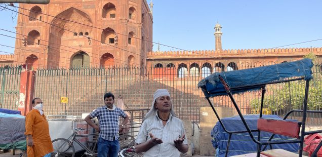 City Moment - Prayer Witnessed, Outside Jama Masjid Gate No. 2
